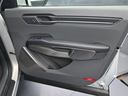 New 2026 Kia EV9 Wind AWD/4WD image 39
