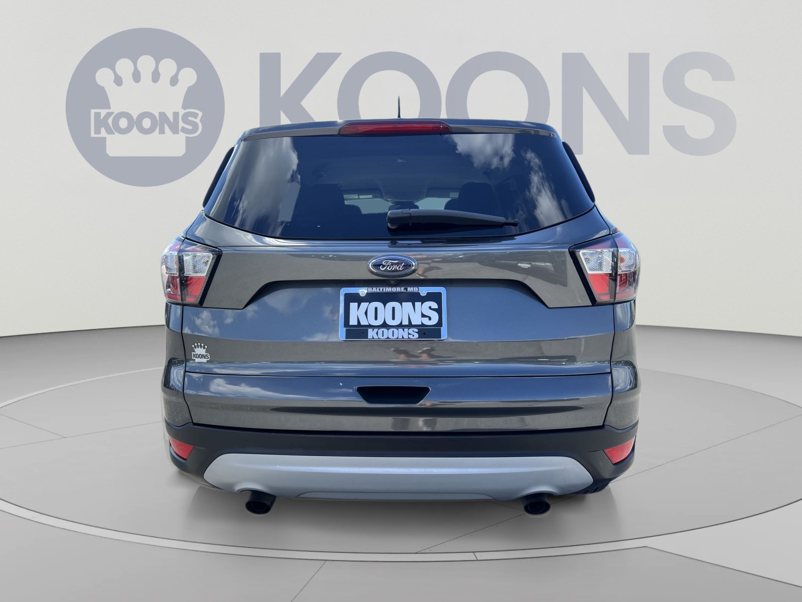 Used 2018 Ford Escape SE w/ Ford Safe & Smart Package FWD image 5