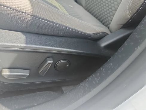 Used 2020 Ford Escape SE FWD image 20