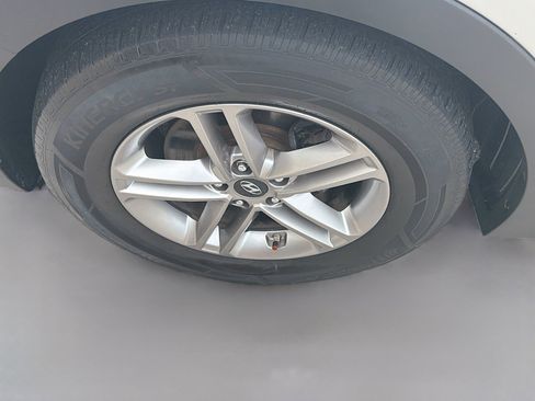Used 2018 Hyundai Santa Fe Sport AWD/4WD image 33