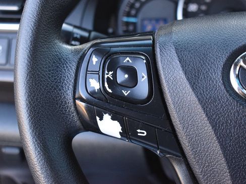 Used 2015 Toyota Camry LE FWD image 20