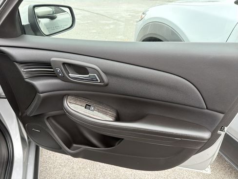 Used 2015 Chevrolet Malibu LT w/ Leather Package image 61