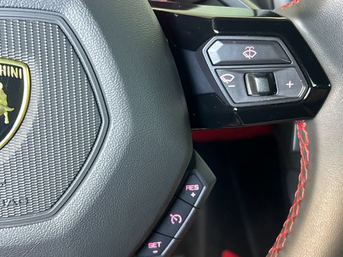 Used 2024 Lamborghini Huracan Tecnica RWD image 29