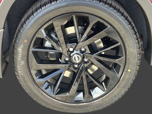 New 2026 Nissan Rogue Platinum AWD/4WD image 7
