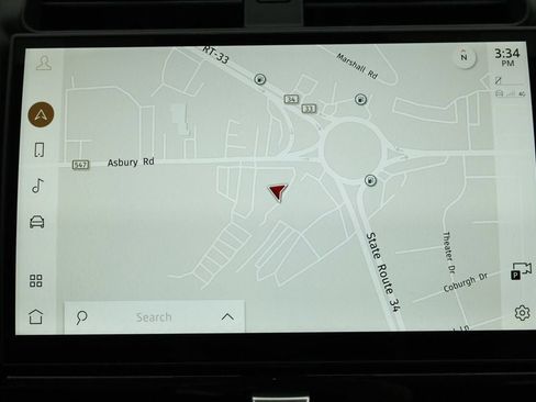 Used 2024 Land Rover Discovery S image 18