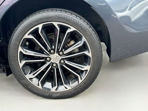 Used 2014 Toyota Corolla S FWD image 31