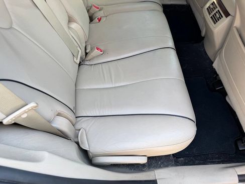 Used 2012 Toyota Venza Limited AWD/4WD image 18