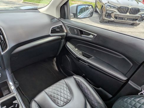 Used 2024 Ford Edge Titanium AWD/4WD image 19