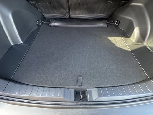 Used 2025 Toyota RAV4 XLE image 18