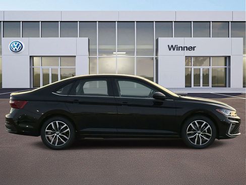 New 2026 Volkswagen Jetta SE image 6