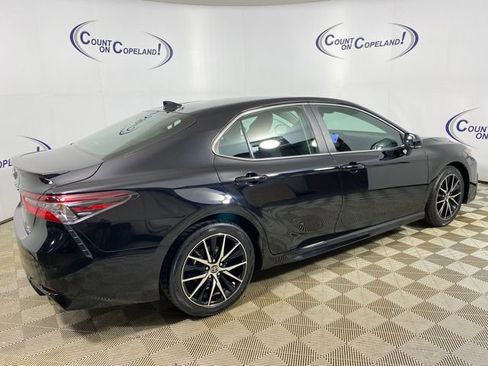 Certified 2023 Toyota Camry SE w/ Cold Weather Package AWD/4WD image 7