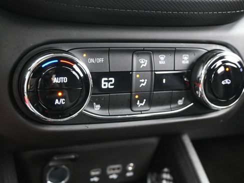 Used 2023 Chevrolet TrailBlazer LT w/ Convenience Package FWD image 20