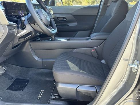 New 2026 Nissan Kicks S image 18