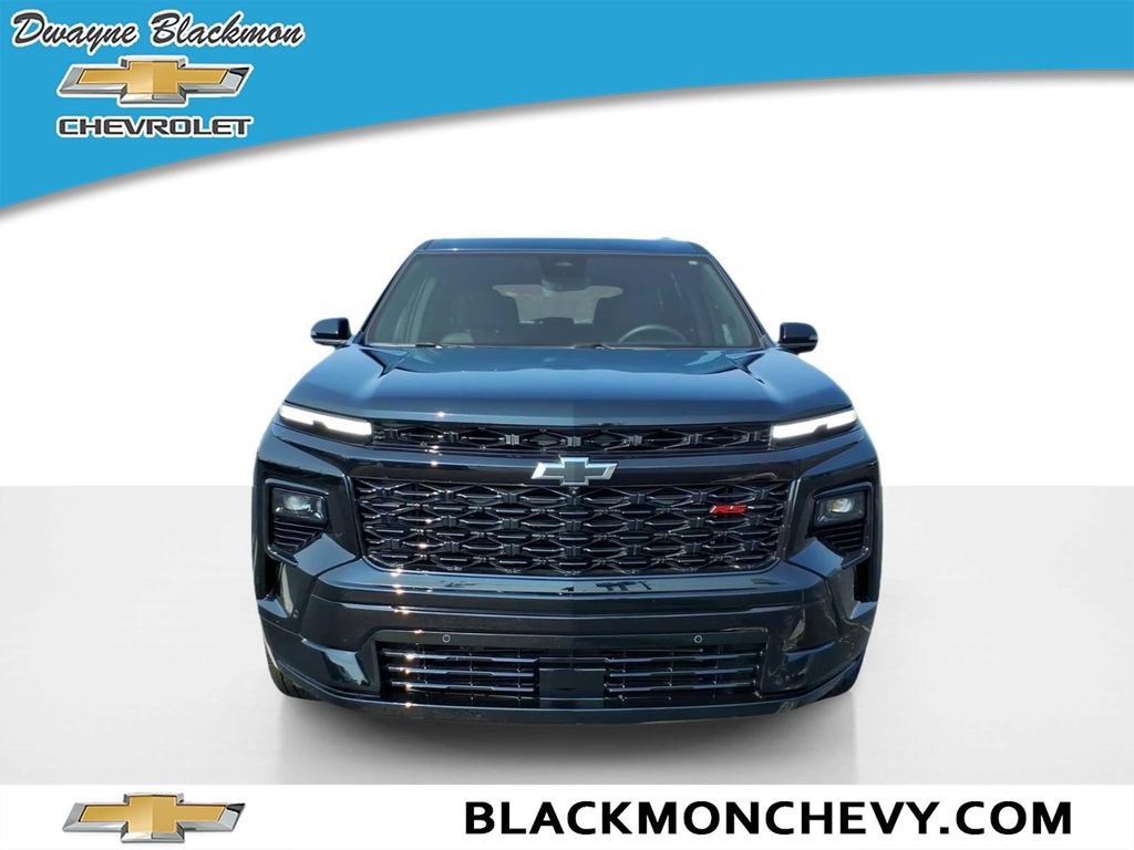 Used 2025 Chevrolet Traverse RS w/ LPO, Floor Liner Package AWD/4WD image 8
