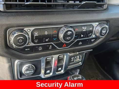 Certified 2024 Jeep Wrangler Sport S image 11