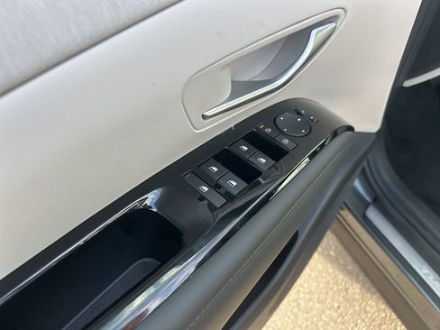 New 2026 Hyundai Tucson Limited image 9