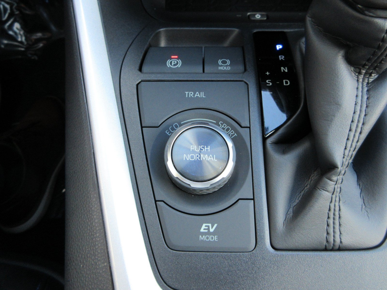 Used 2024 Toyota RAV4 XSE w/ Advanced Technology Package AWD/4WD image 46