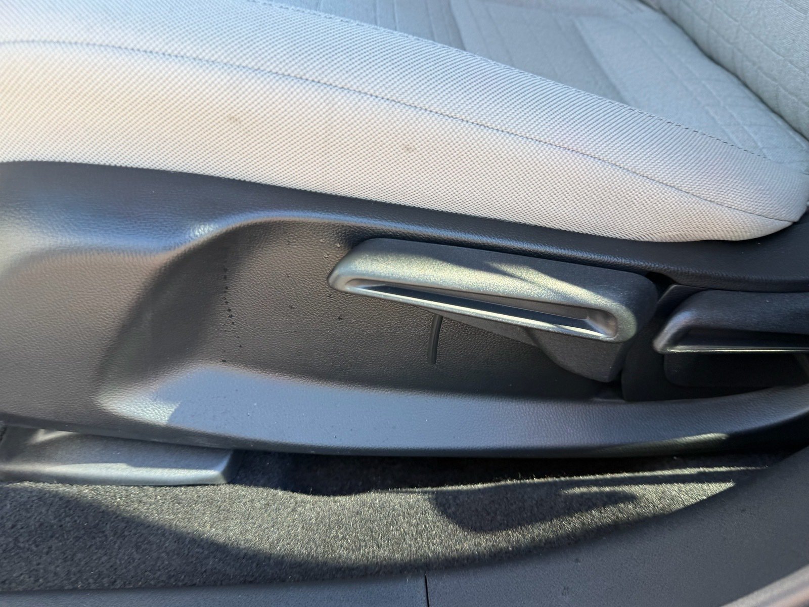 Certified 2027 Honda HR-V LX image 22