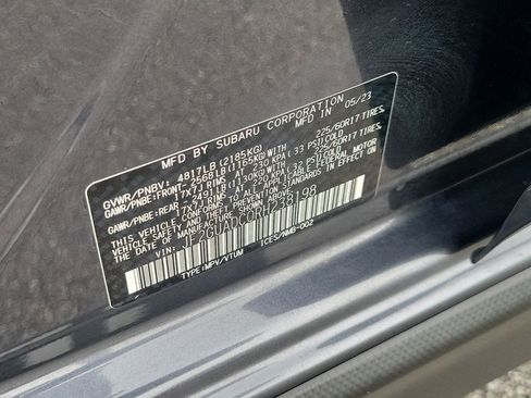Used 2024 Subaru Crosstrek 2.0i Premium AWD/4WD image 31