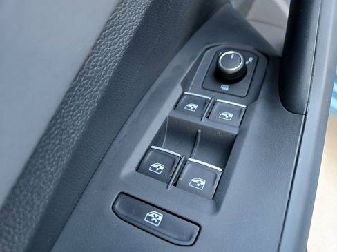 New 2026 Volkswagen Jetta SE image 19