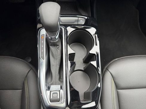 Used 2025 Chevrolet Trax ACTIV w/ Sunroof Package image 24