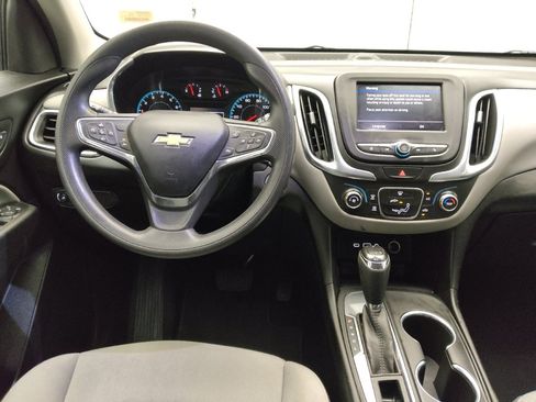 Used 2020 Chevrolet Equinox LS w/ LPO, Cargo Package FWD image 22