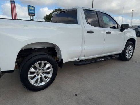Used 2020 Chevrolet Silverado 1500 Custom w/ Custom Value Package RWD image 8