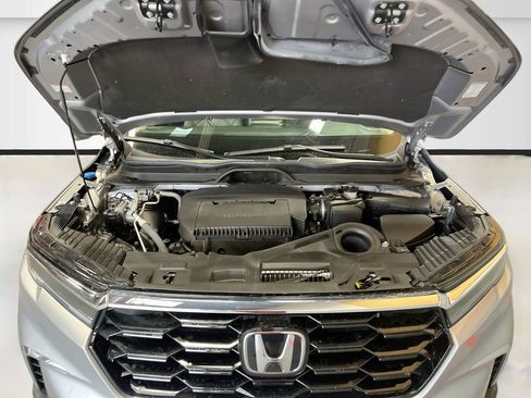 Used 2024 Honda Pilot Touring image 33