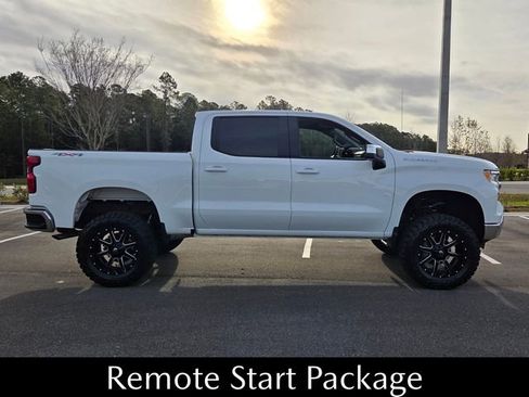 Used 2025 Chevrolet Silverado 1500 LT image 15