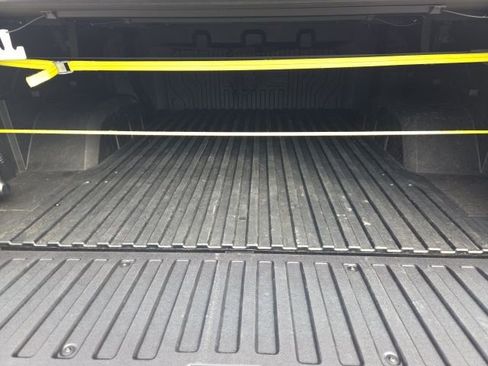 Used 2025 GMC Sierra 1500 AT4 w/ AT4 Premium Package image 12