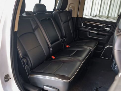 Used 2019 RAM 2500 Laramie AWD/4WD image 30