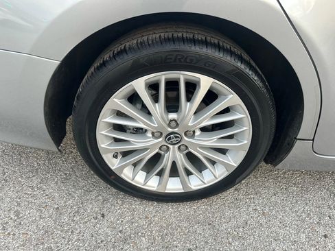 Used 2019 Toyota Camry XLE image 26