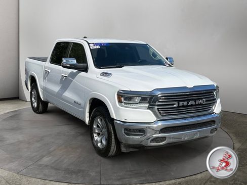 Used 2021 RAM 1500 Laramie AWD/4WD image 1