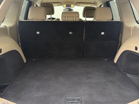 Used 2020 Jeep Grand Cherokee Laredo RWD image 17