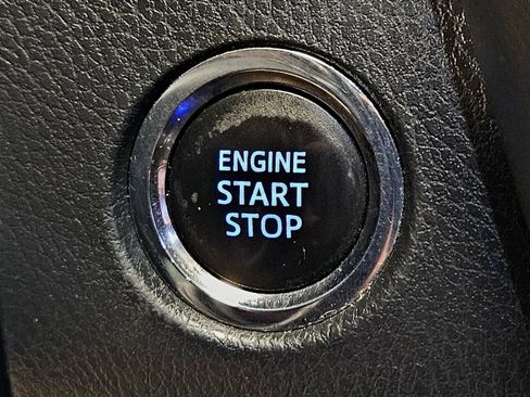 Used 2018 Toyota Camry XLE w/ Protection Package (Q2) image 20