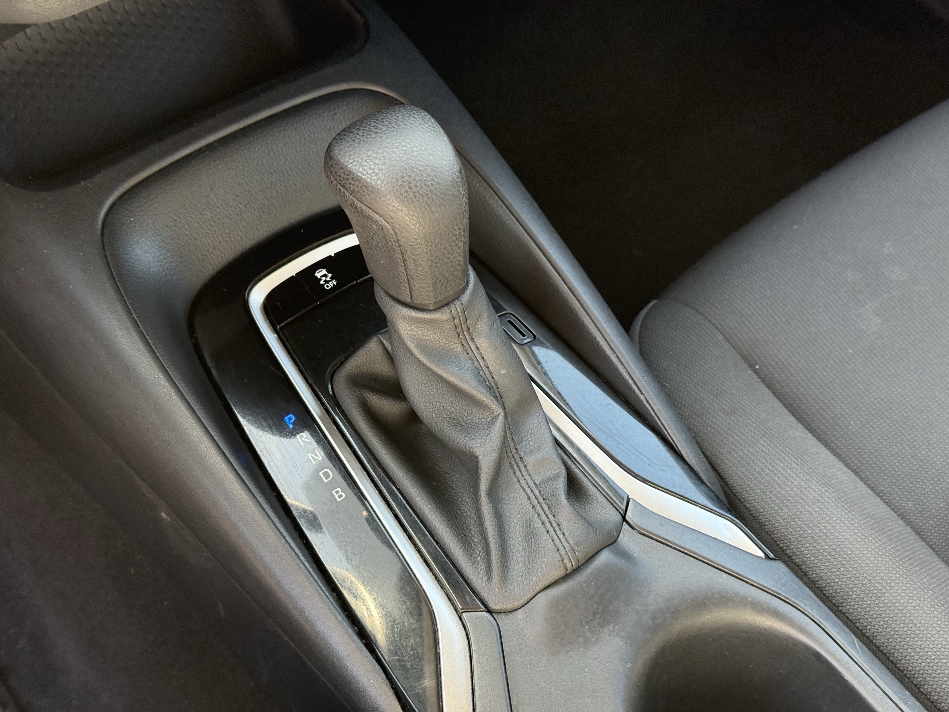 Used 2024 Toyota Corolla LE FWD image 23