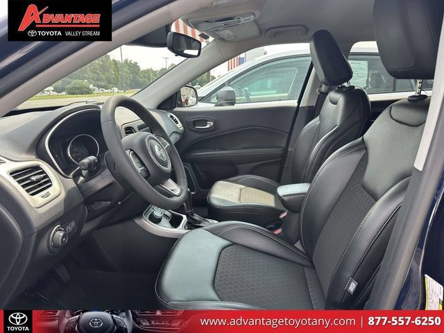 Used 2021 Jeep Compass Latitude AWD/4WD image 19