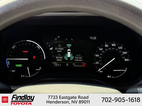 Certified 2025 Toyota Sienna LE FWD image 21
