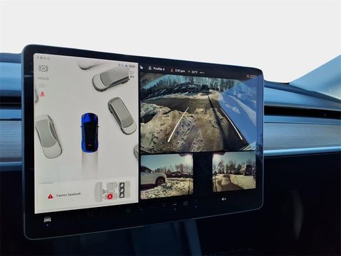 Used 2021 Tesla Model Y Long Range image 19