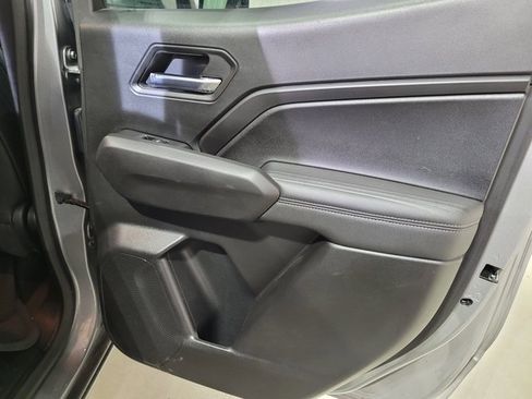 Used 2023 Chevrolet Colorado LT w/ LT Convenience Package III image 50