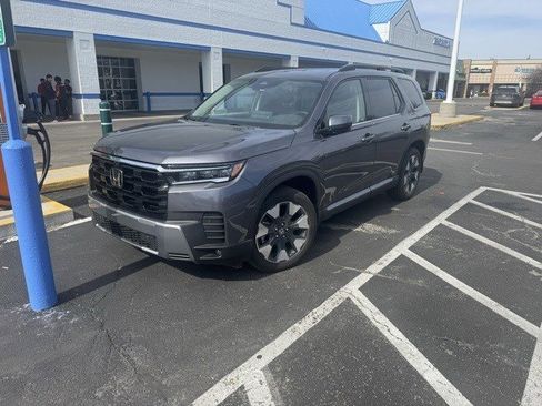 Used 2026 Honda Pilot Touring image 10