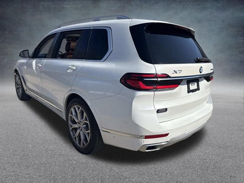 Used 2023 BMW X7 xDrive40i AWD/4WD image 12