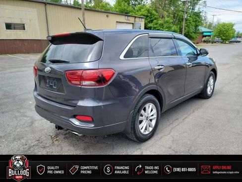 Used 2019 Kia Sorento AWD V6 image 6