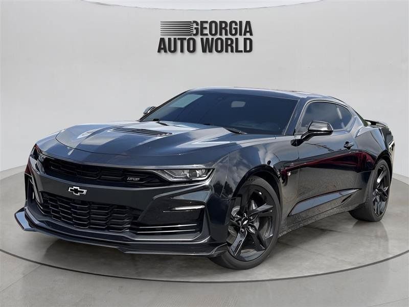 Used 2019 Chevrolet Camaro SS RWD image 4