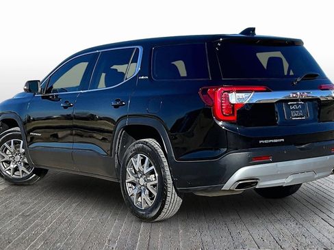 Used 2023 GMC Acadia SLE image 12