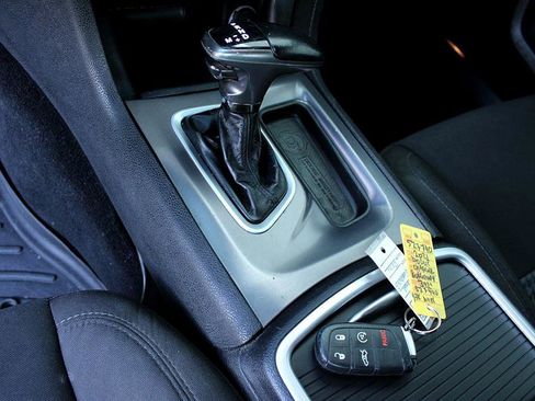 Used 2021 Dodge Charger Scat Pack image 8