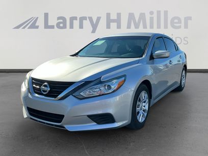 Used 2018 Nissan Altima 2.5 S w/ S Convenience Package