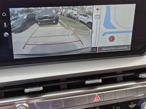 Certified 2025 Kia Telluride S FWD image 24