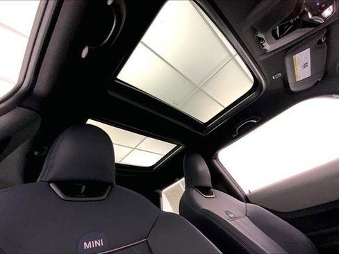 Certified 2025 MINI Cooper S image 26