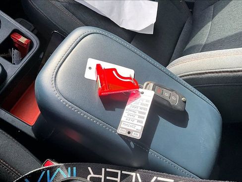 Used 2024 Ford Maverick XLT image 33